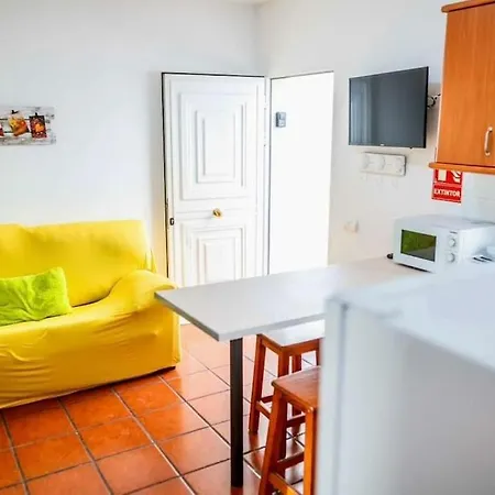 Acogedora Casita 別荘 El Charco